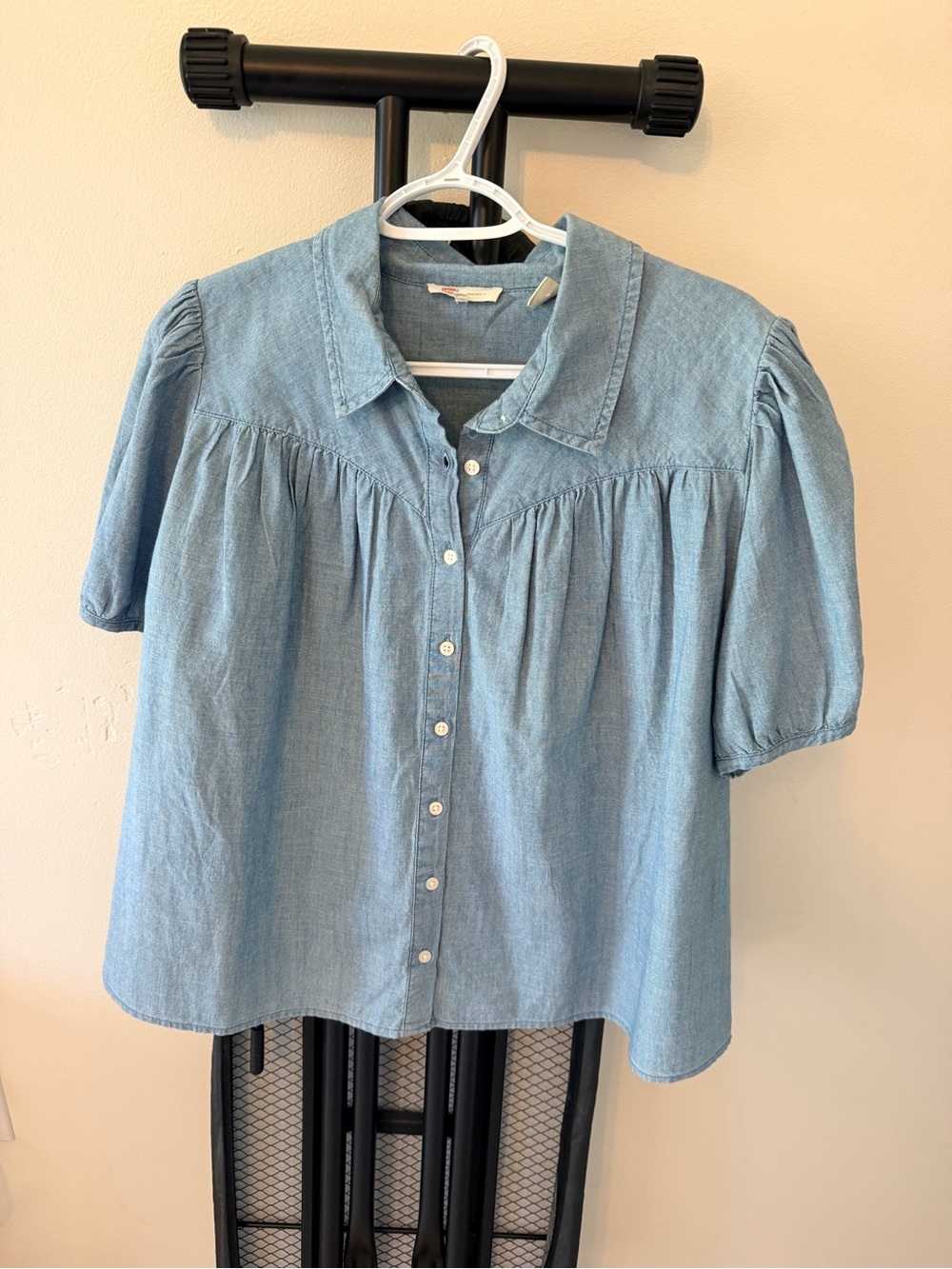 Levi’s XL Light Wash Chambray Puff Sleeve Western Blouse